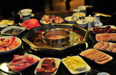 重慶火鍋底料工廠(chǎng)，重慶火鍋攻略教你爽翻天