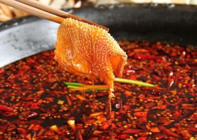 重慶火鍋底料供應商，打造重慶人的“深夜食堂”