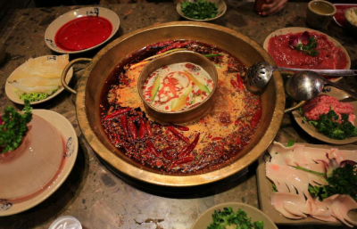 重慶火鍋底料加工，吃火鍋，九宮格不可辜負