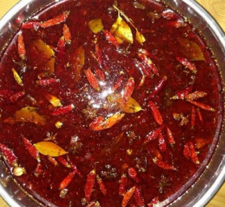 選擇什么樣的火鍋底料批發(fā)工廠(chǎng)會(huì )比較好