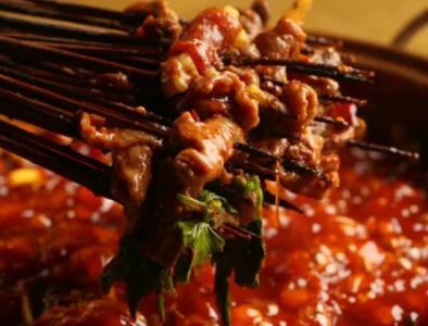 揭秘重慶串串香底料批發(fā)廠(chǎng)家：核心優(yōu)勢究竟何在？