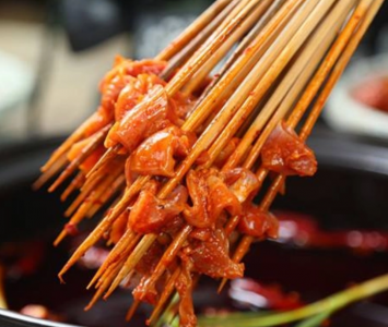 串串香美味背后：專(zhuān)用底料制作工藝復雜程度探秘？