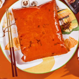 實(shí)惠牛油紅油批發(fā)價(jià)，怎樣讓火鍋店火爆增收？